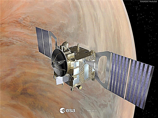 ¿Se está desacelerando la rotación de Venus?