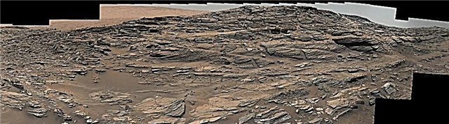الفضول يحقق في كثبان الرمال المريخية المتحجرة ، يتأمل حملة الحفر التالية