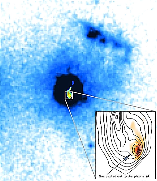 Supermassiva svarta hål hindrar galaxer från att bli större