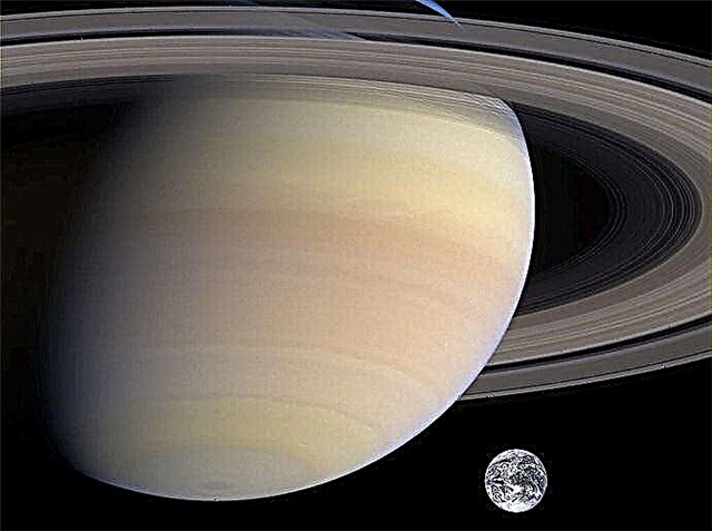 Сатурн у поређењу са Земљом