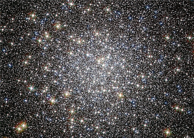 مسييه 5 (M5) - NGC 5904 Globular Cluster
