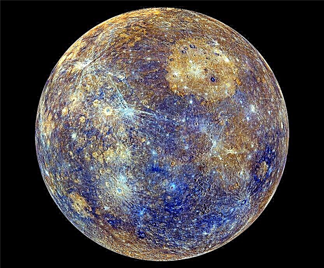 Unikalny widok MESSENGERA: kolorowa, wirująca planeta Merkury