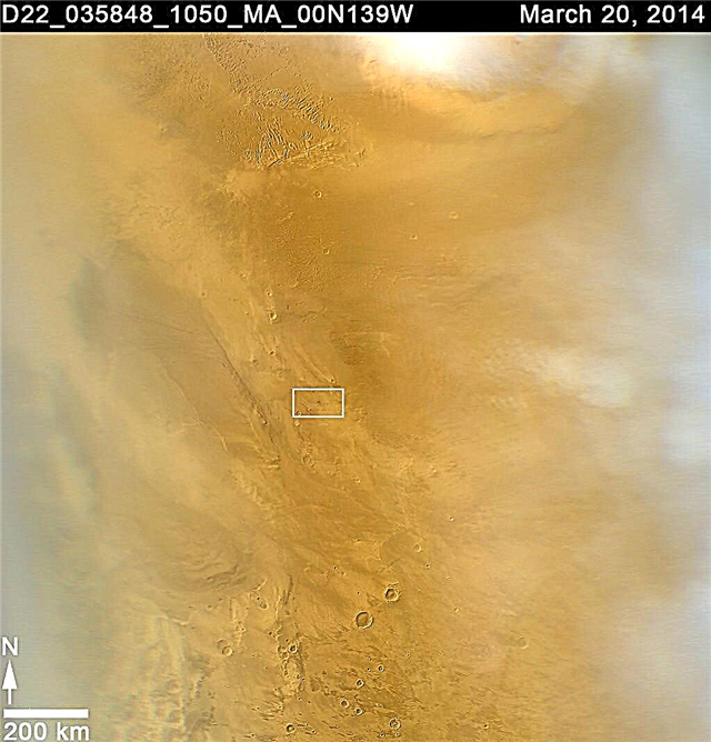 前後の写真を使用して火星に発見された最大のクレーター