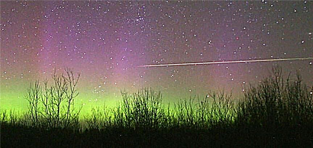 2016 Eta Aquarid Meteor Shower Peaks 5.-6. Mai