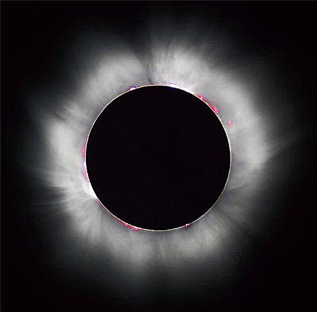 Eclipse solar total da Austrália