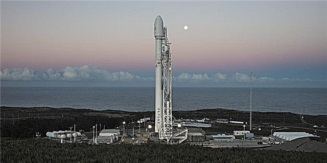 „SpaceX“ rinkinys, skirtas aukšto lygio „Falcon 9 Blastoff“ atnaujinimui su iridžio palydovo laivynu sausio 14 d. - Žiūrėkite tiesiogiai