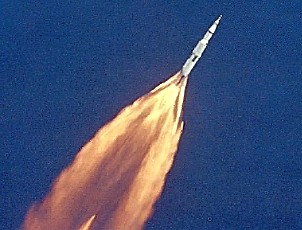 Motores de cohetes del Apolo 11 encontrados en el fondo del océano