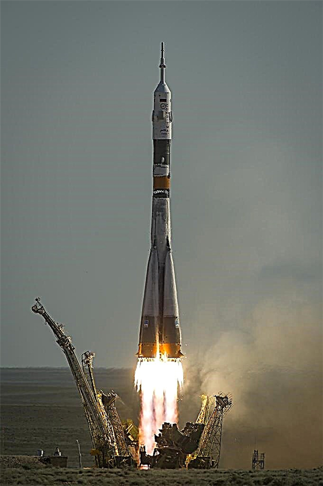 Expedition 31 Blasts Off!