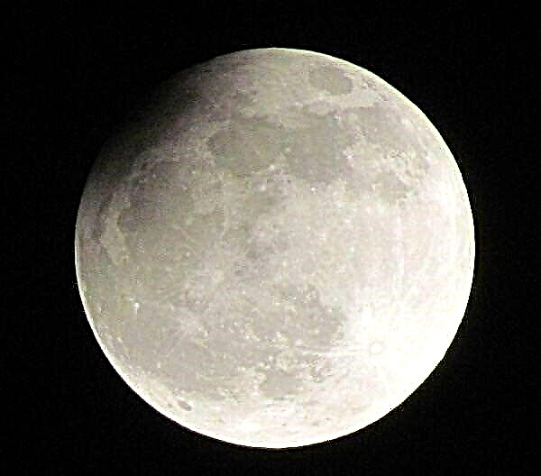 Astrofotografen erfassen "Mini" Lunar Eclipse - Space Magazine