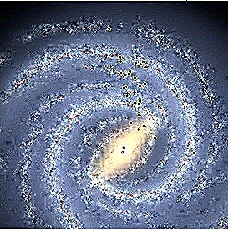 大陸全体の望遠鏡アレイが4億5000万光年を宇宙に投入