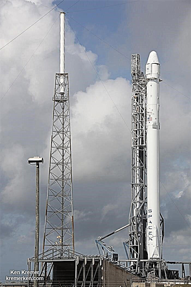Blastoff 및 Bold Landing Effort 오늘을위한 SpaceX Falcon 9 및 Dragon 세트-라이브보기