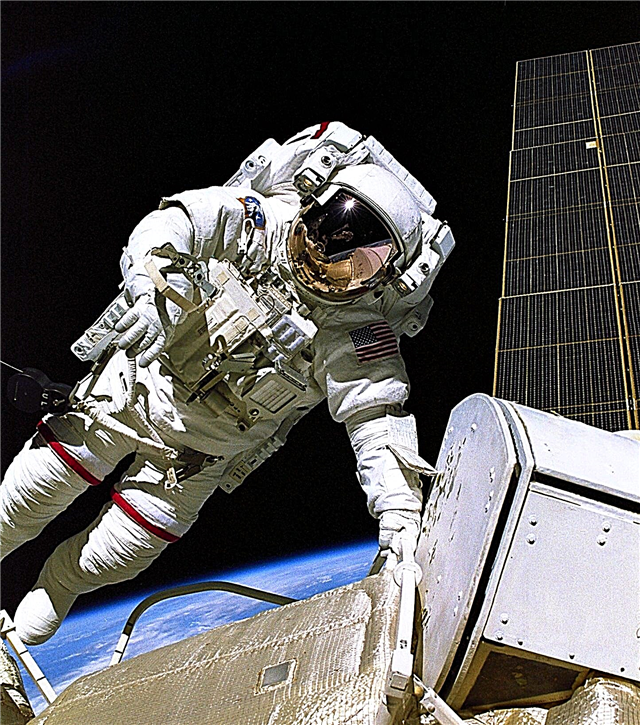 Hur dag 1 på den internationella rymdstationen var för astronauterna