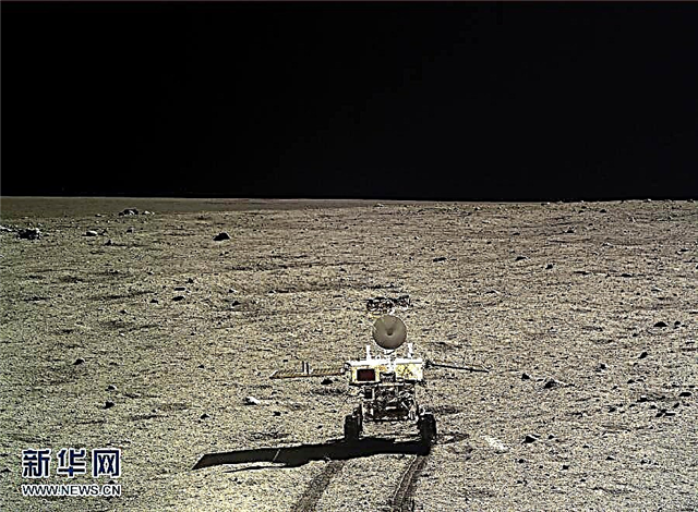 Yutu Moon Rover يبحر لمغامرات جديدة لالتقاط الأنفاس