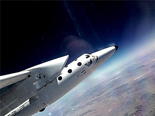 Black Sky: el portaaviones de la nave espacial de Virgin sale al aire por 150a vez
