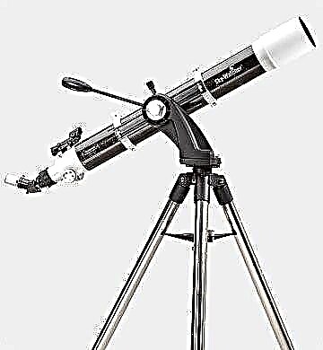Le télescope réfracteur Sky-Watcher AZ4 102 ... Comme il est doux!