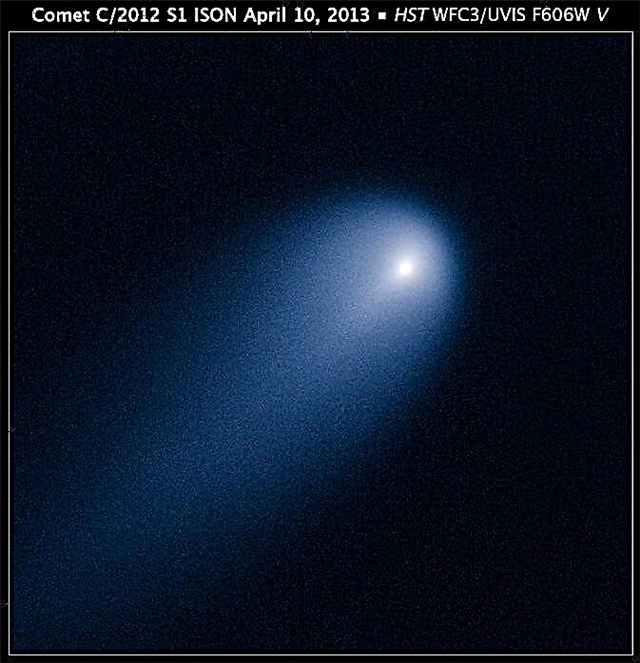 Il telescopio Hubble cattura l'immagine della cometa ISON
