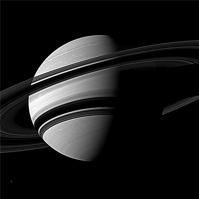Cronología: 15 años de Cassini