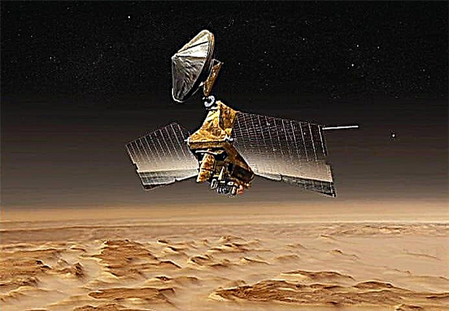 화성 정찰 궤도는 지구에 얼마나 많은 과학 데이터를 보냈습니까?
