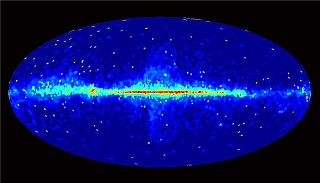 ما مقدار الضوء الذي خلقه الكون منذ الانفجار العظيم؟