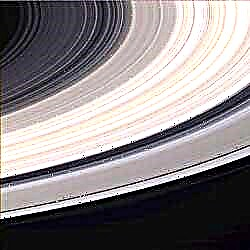Zeit, sich auf die Saturnringe zu konzentrieren
