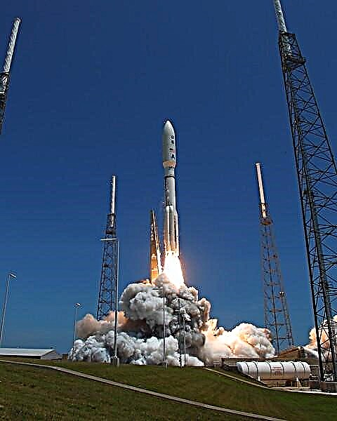 ينطلق Juno في Science Trek لاكتشاف سفر المشتري