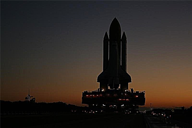 Quản lý của NASA cho biết Shuttle Extension Possible; Vấn đề chính là tiền không an toàn - Tạp chí vũ trụ