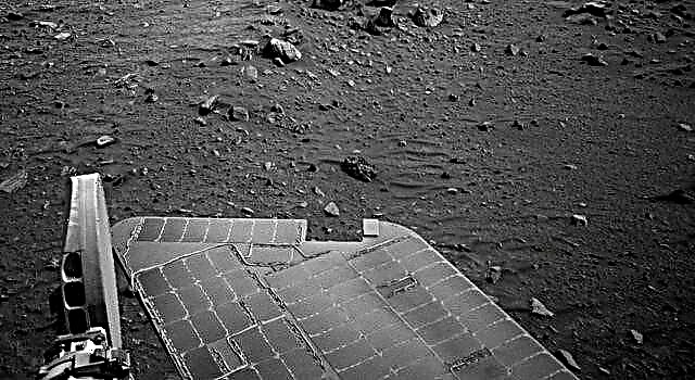 Mars Rover Spirit Bellek Sorunlarından Sonra Tekrar Yuvarlanıyor