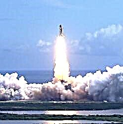 Liftoff for Discovery, STS-120 folyamatban van