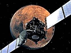 Rosetta se blíží k Mars Flyby