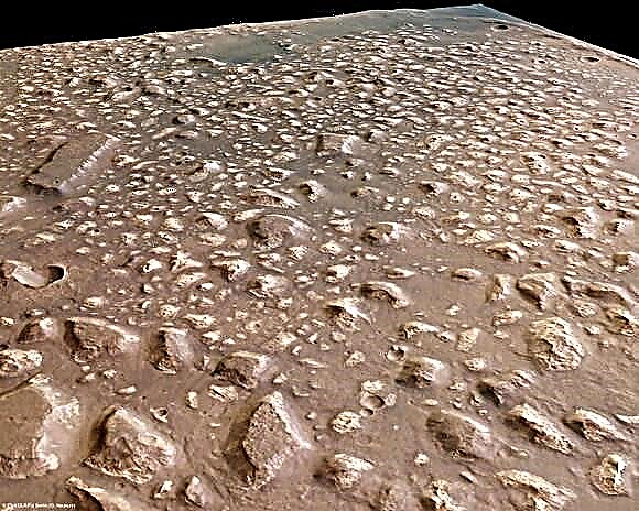 مارس اكسبريس جواسيس روكي ، تضاريس فوضوية على كوكب المريخ