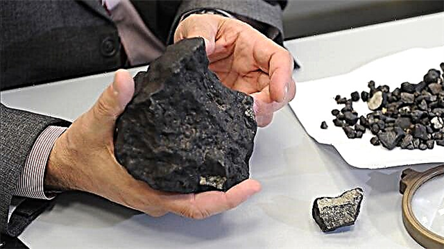 Gros morceau de météorite trouvé dans les montagnes de l'Oural en Russie