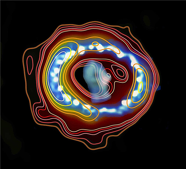 Erste hochauflösende Radiobilder von Supernova 1987A