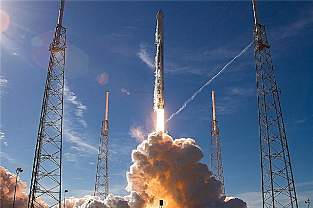 Gute Nachricht: Eine SpaceX-Frachtversorgung ist auf dem Weg zur Raumstation. Schlechte Nachrichten: Eine ausgefallene Hydraulik in den Gitterrippen führte dazu, dass der Booster der ersten Stufe in den Ozean stürzte