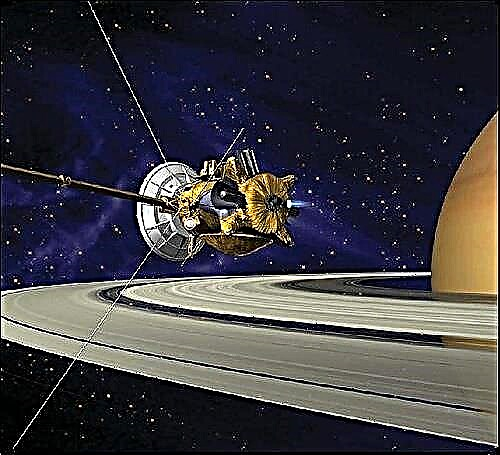 Cassini muda para propulsores de backup