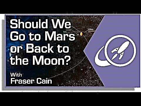 Vai mums vajadzētu doties uz Marsu vai atpakaļ uz Mēnesi?