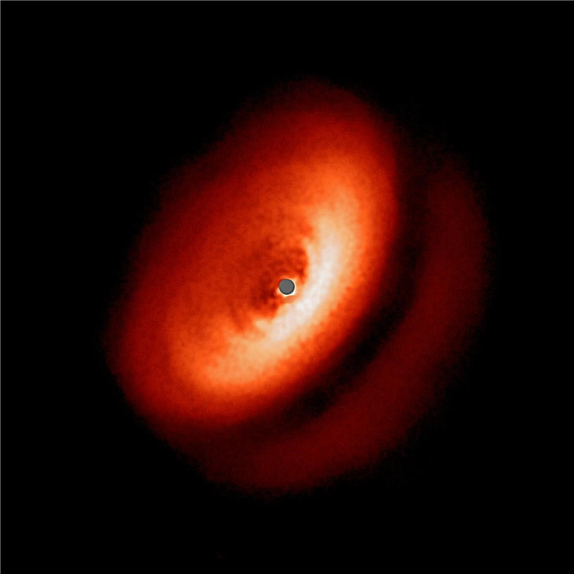 Podívejte se na tuto fascinující variantu disků vytvářejících planetu kolem jiných hvězd