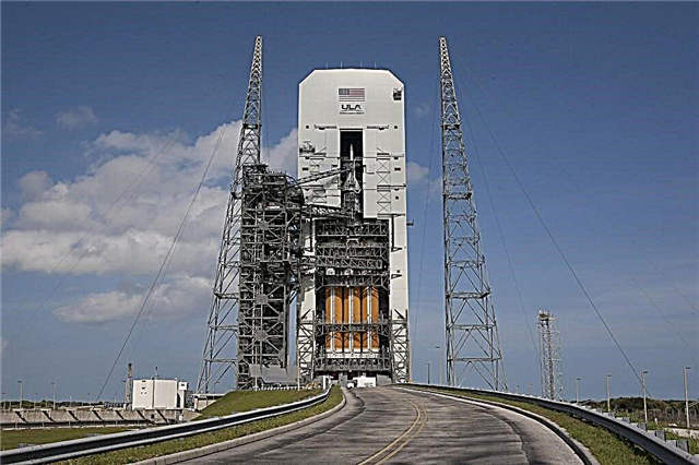 Orion na torze w T MINUS 1 tydzień do pierwszego startu - zdjęcia