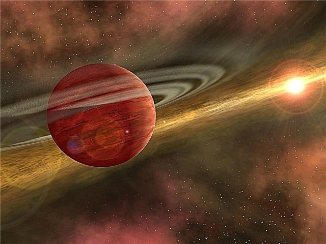 Dette eksoplanettet snur planetariske scenarier opp ned