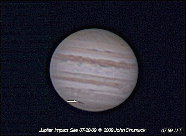 Stebėkite Jupiterio smūgio vietą!