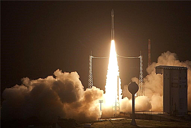 Brezhibno Maiden izstrelitev za novo evropsko raketo Vega