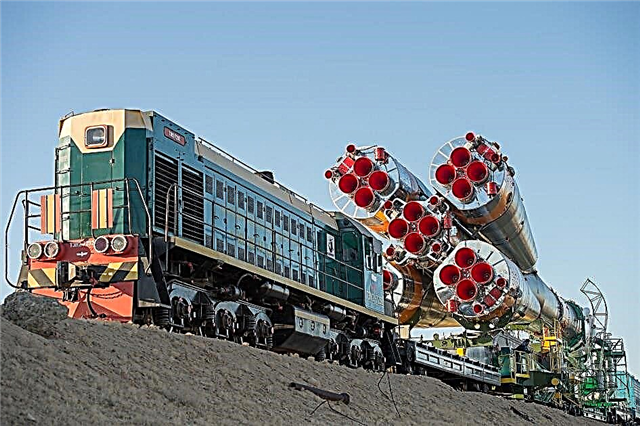 التالي Soyuz Rolls to Launchpad لرحلة سريعة المسار إلى محطة الفضاء
