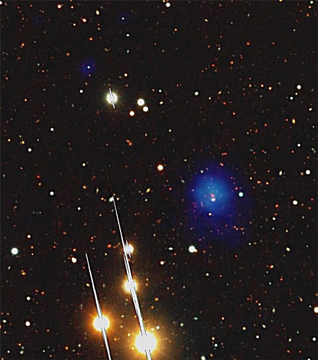 Cosmic 'Needle in a Haystack' confirma Dark Energy