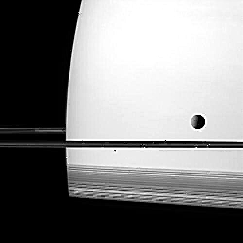 El último caramelo de los ojos de Saturno de Cassini