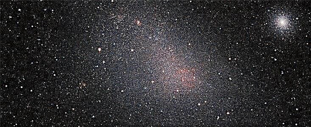 Genießen Sie das größte Infrarotbild, das jemals von der kleinen Magellanschen Wolke aufgenommen wurde, ohne den lästigen Staub im Weg zu haben