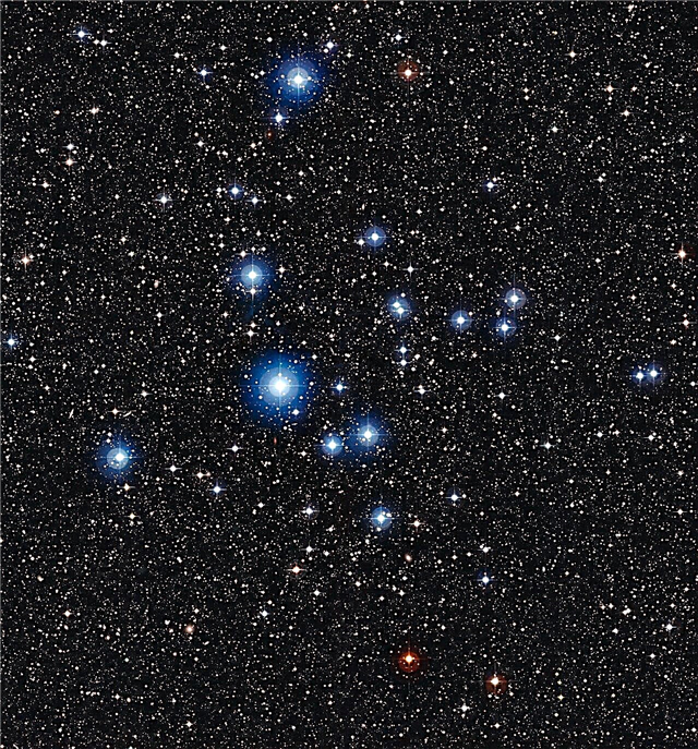 النجوم الجديدة: متوهجة وأزرق