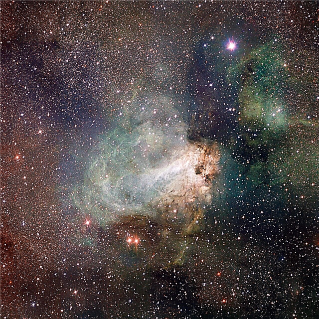 NASAの空中SOFIA望遠鏡からの白鳥星雲の新しいビュー