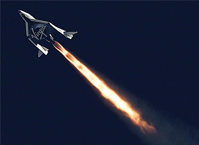 البقاء على قيد الحياة SpaceShipTwo Pilot's هو معجزة