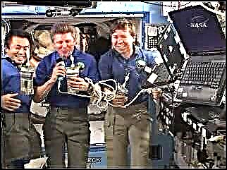 Vídeos SRB, um brinde à urina reciclada e outros Notas do voo espacial