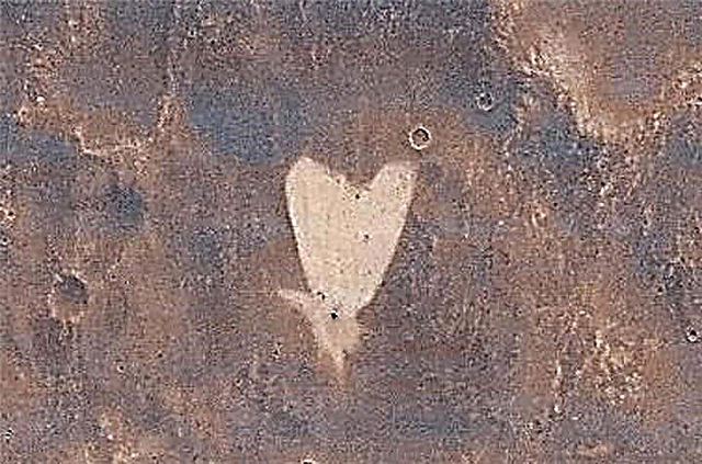 For Valentinsdagen kan du glede deg over disse hjertene på jorden, Mars og andre steder