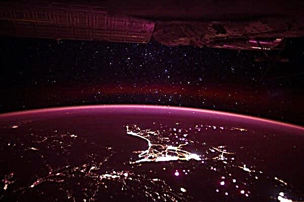 لقطة مضيق هرمز من محطة الفضاء الدولية - نقطة الوميض الاستراتيجية العالمية